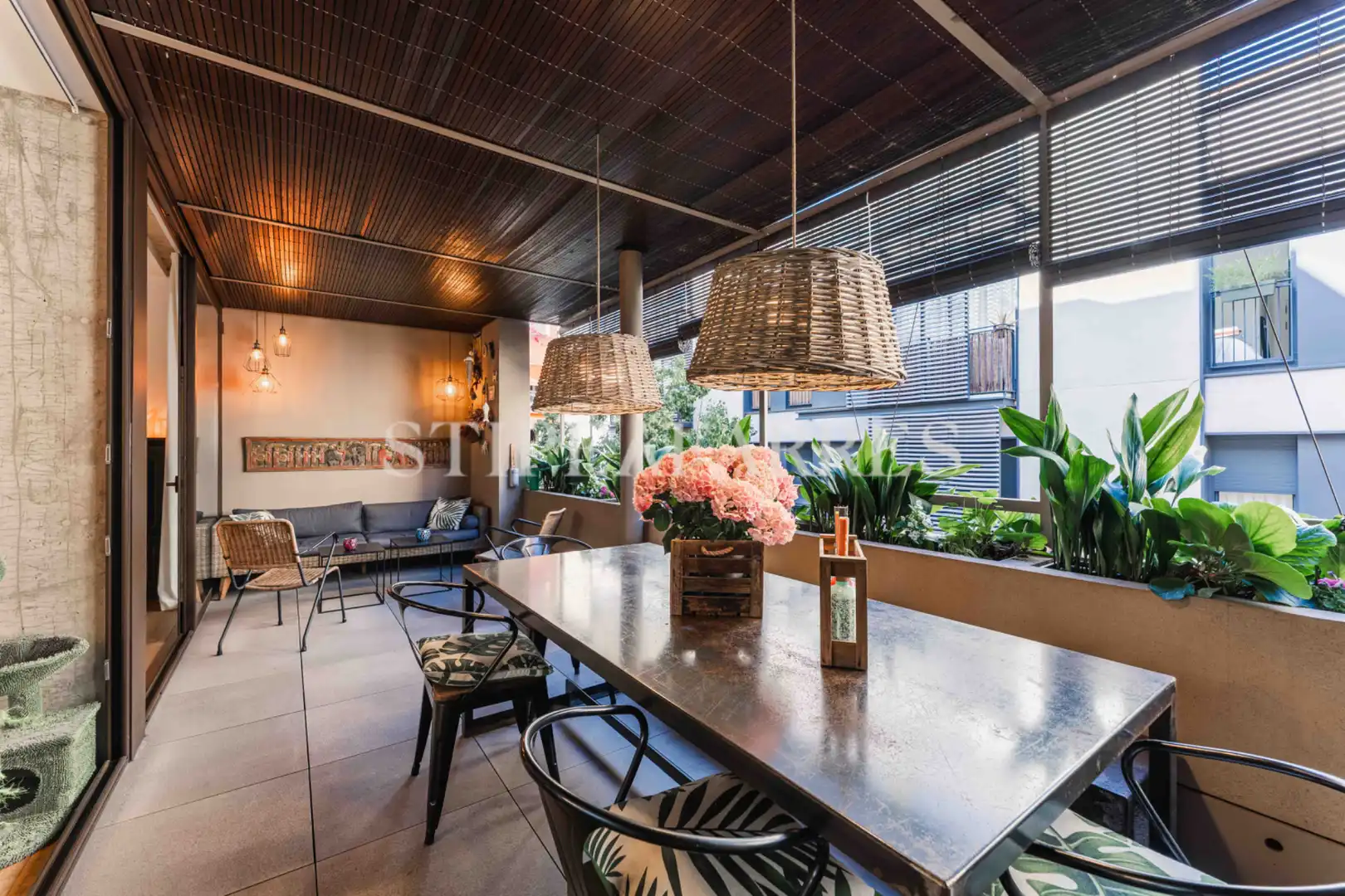 Terraza de Casa adosada en venta en Barcelona con Aire acondicionado, Calefacción y Jardín privado