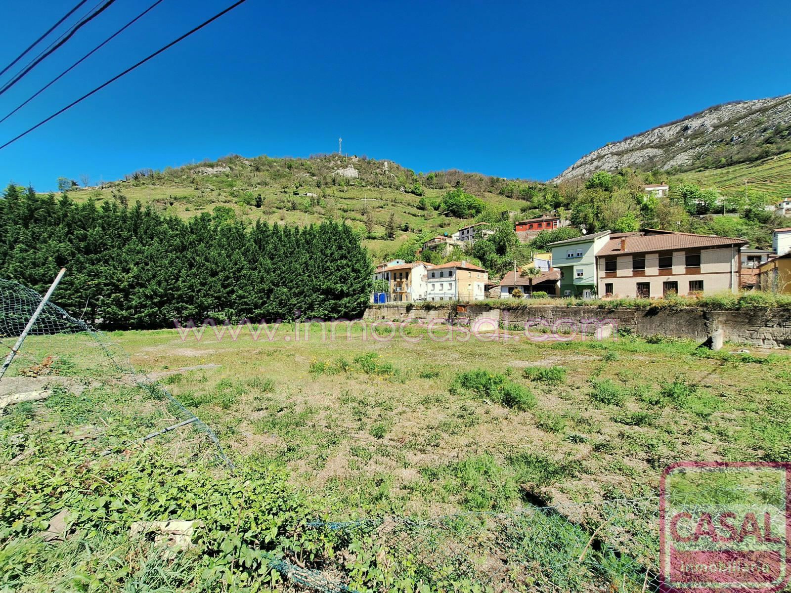 Residencial en venda en Aller