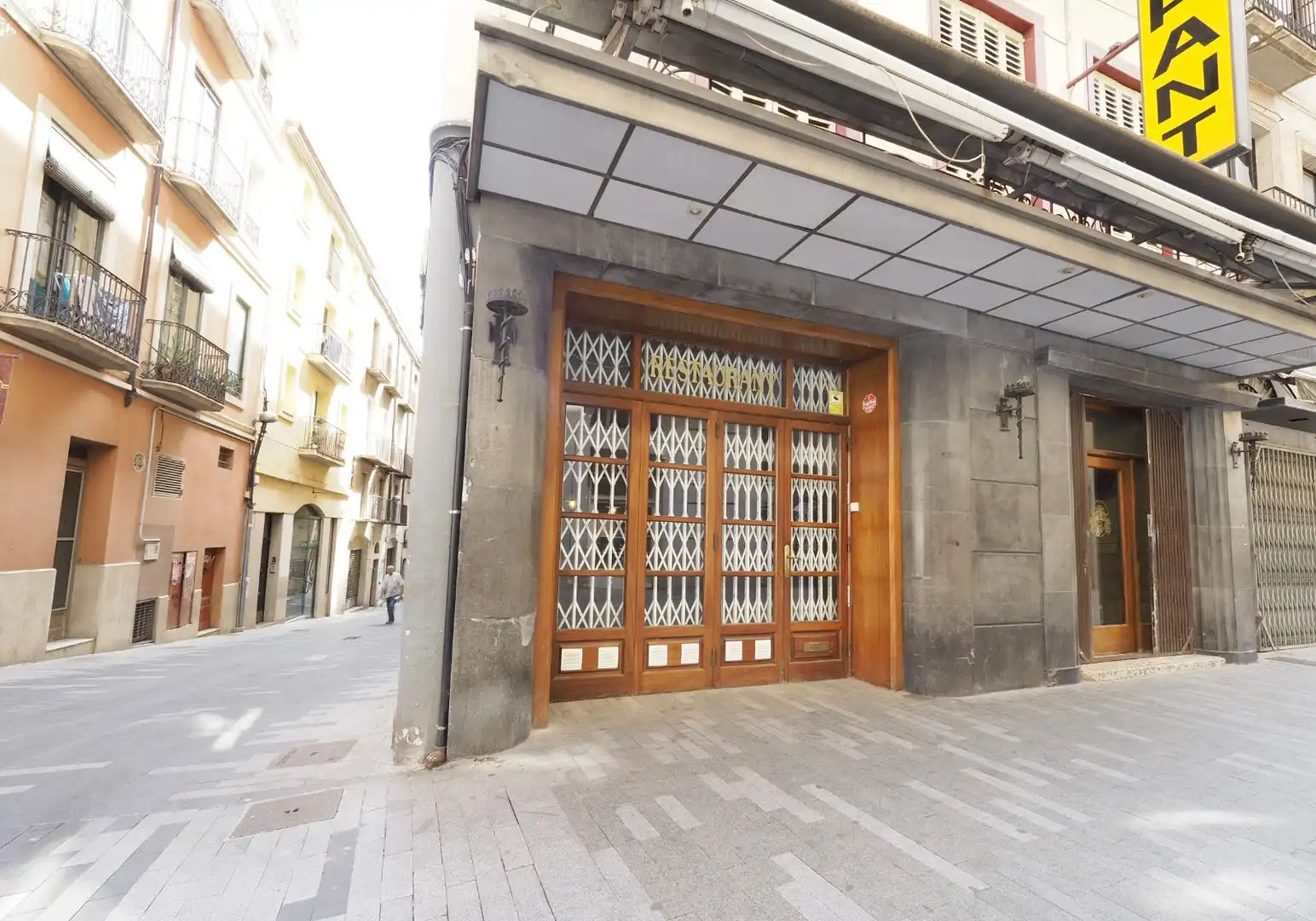 Local commercial à louer à Carrer de la Jonquera 24, imagen 14