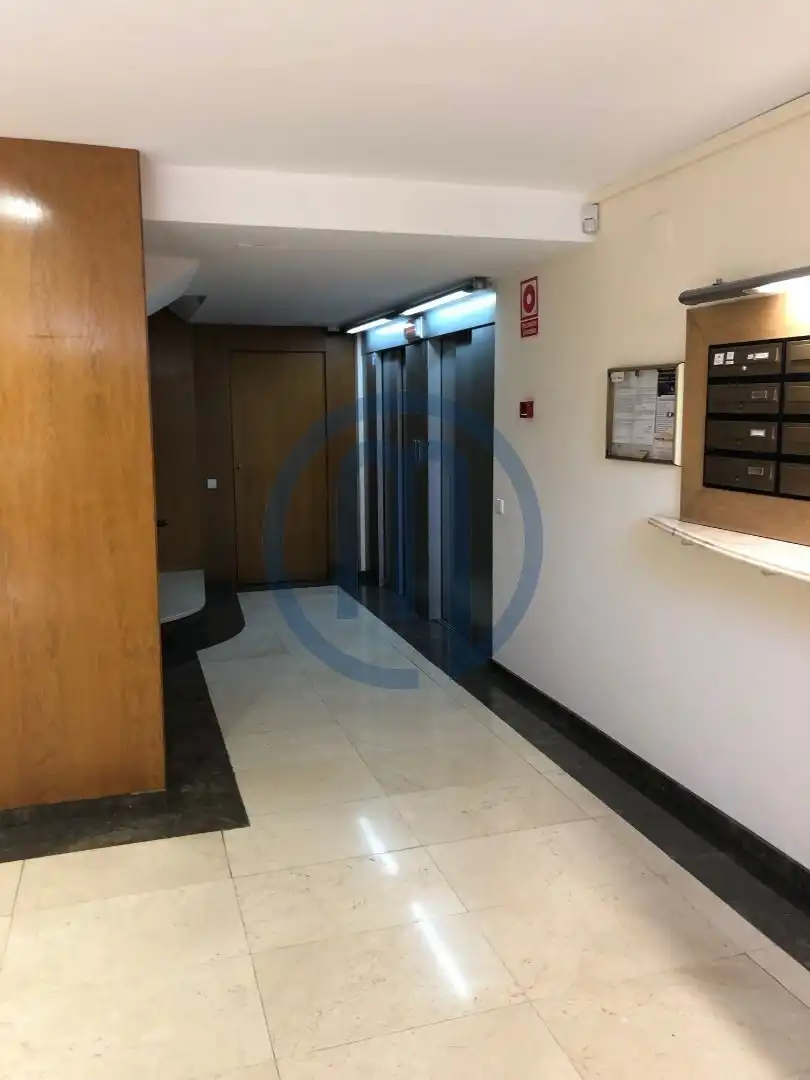Local comercial de lloguer a Sant Esteve, imagen 7
