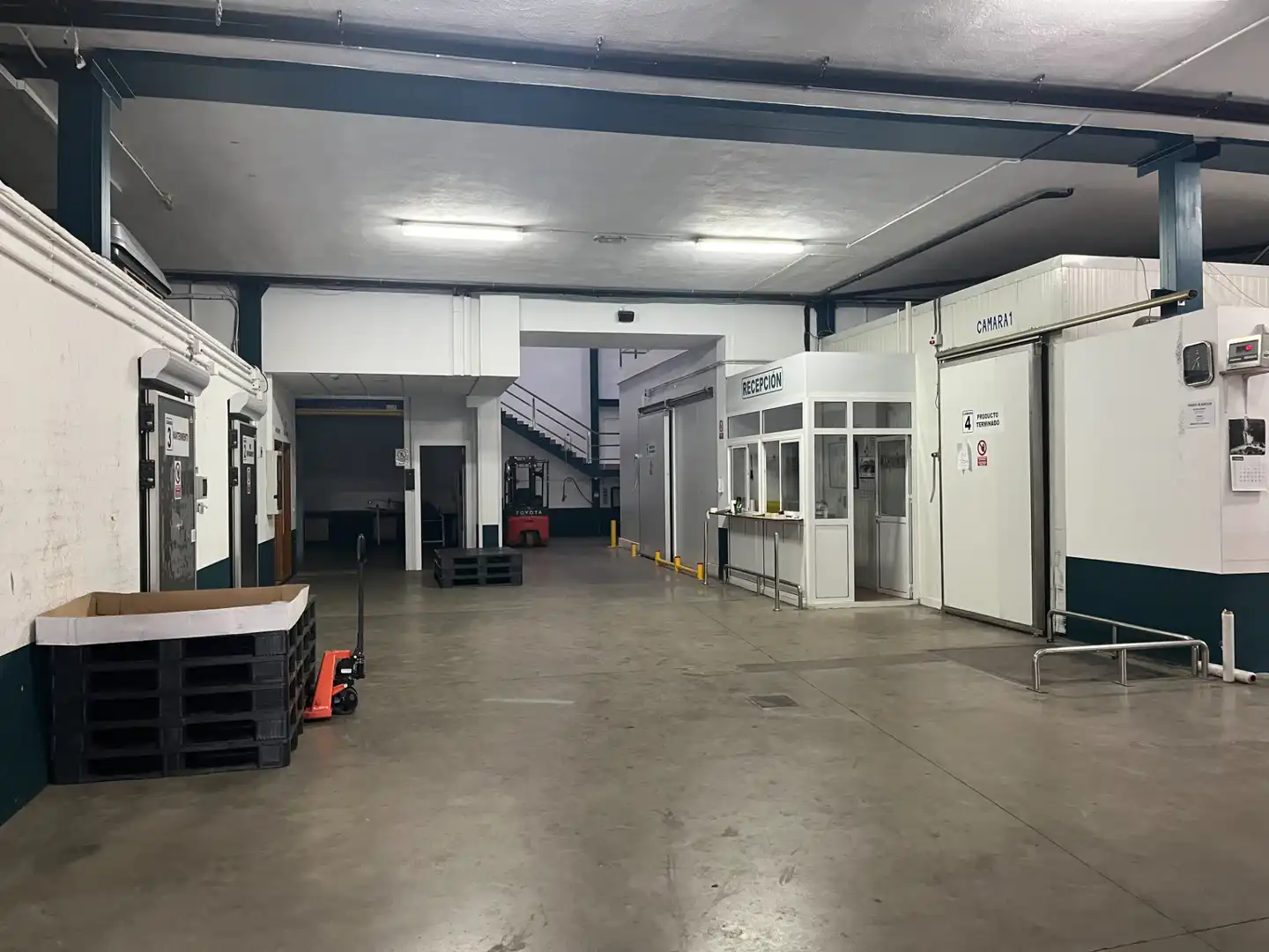 Nave industrial en venta en Villanueva de la Jara con Calefacción y Alarma