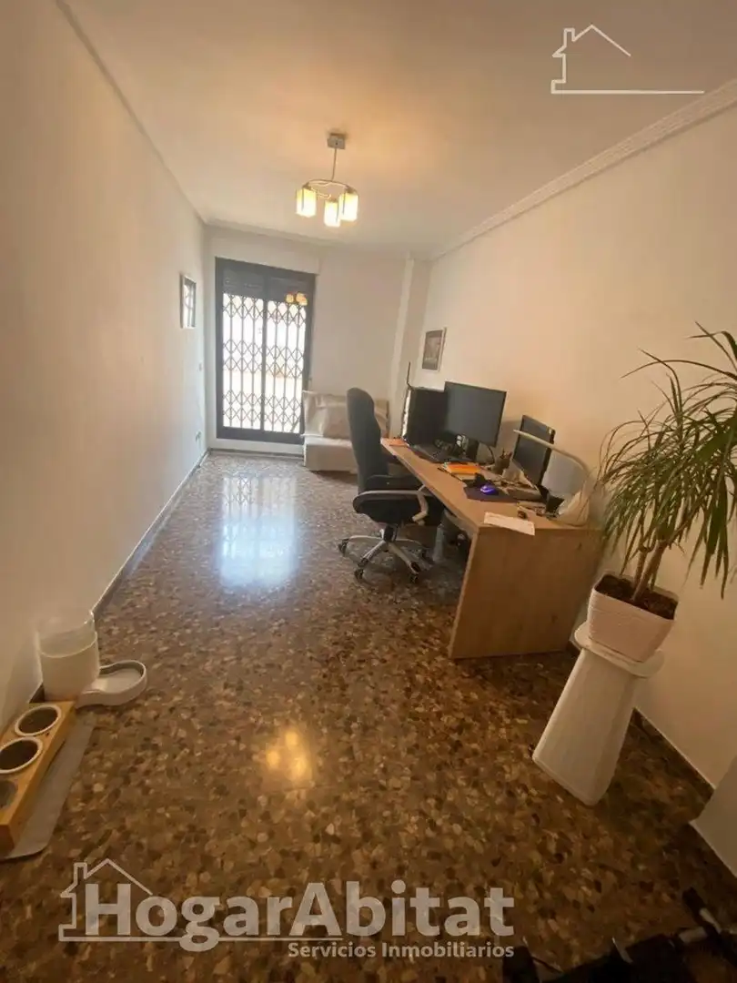 Piso en venta en Valencia con Aire acondicionado, Calefacción y Terraza