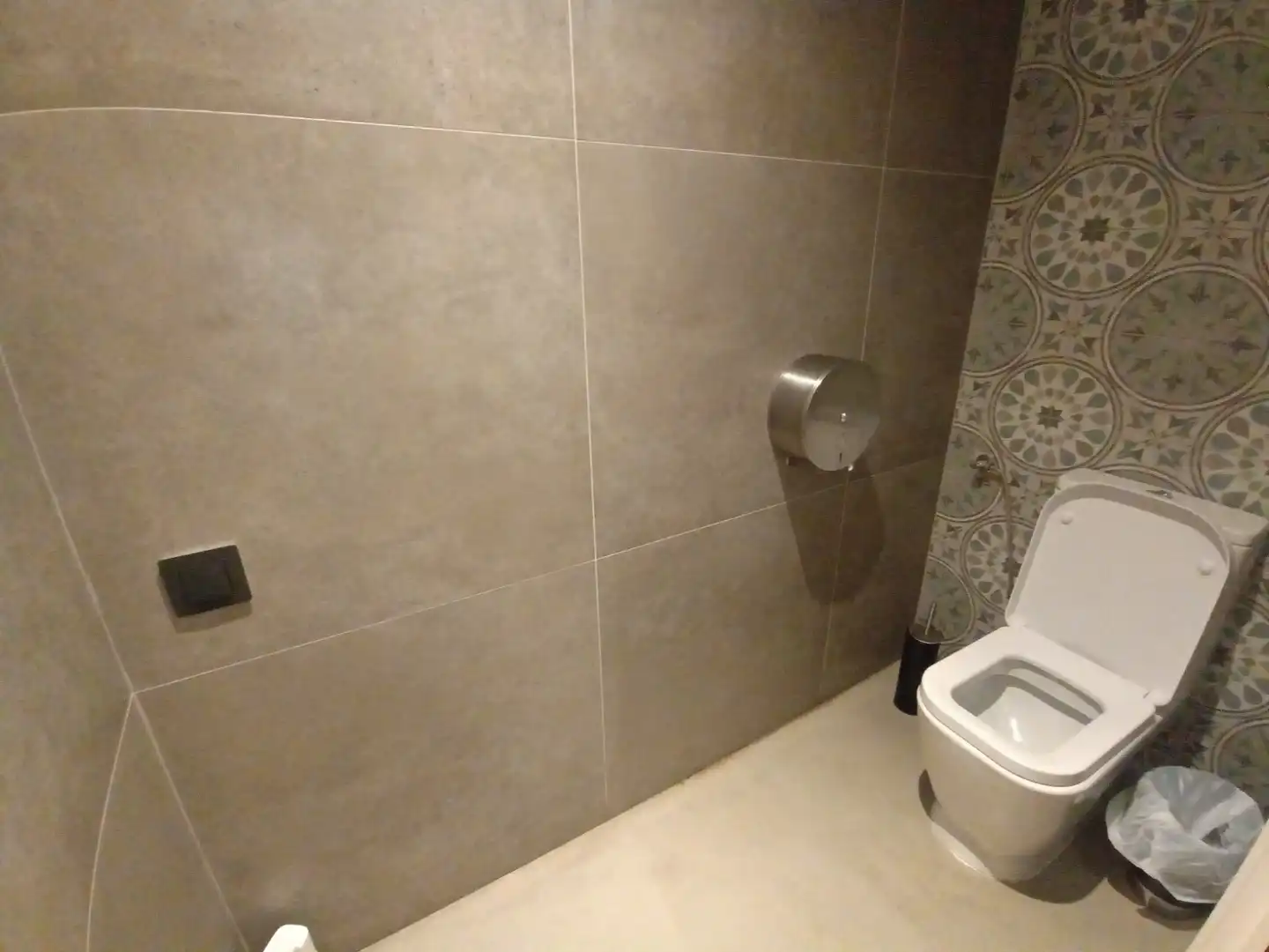 Business premises for transfer in Eixample, imagen 32