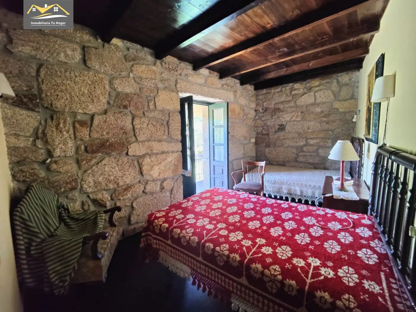 Houses for sale in Coles  with Heating, Private garden and Terrace