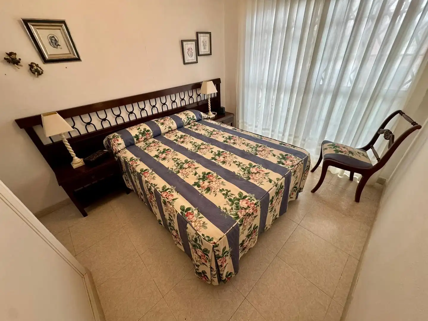 Habitación de Casa adosada en venta en Punta Umbría con Terraza, Amueblado y Balcón