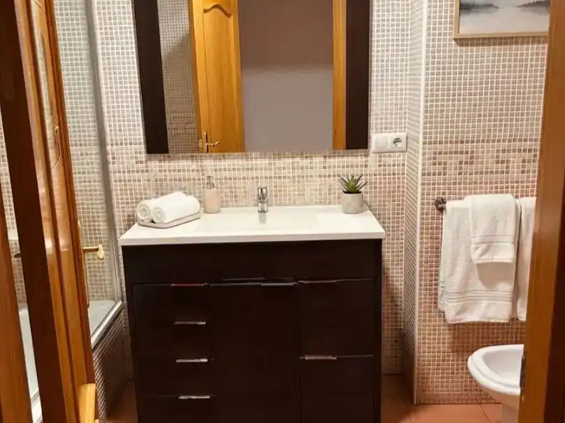 Bany de Pis en venda en Puertollano amb Aire condicionat, Traster i Moblat