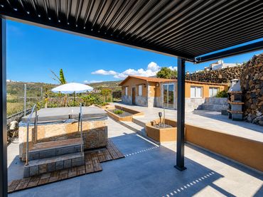 Casa rústica amb jardí en venda a Tamaide - El Roque