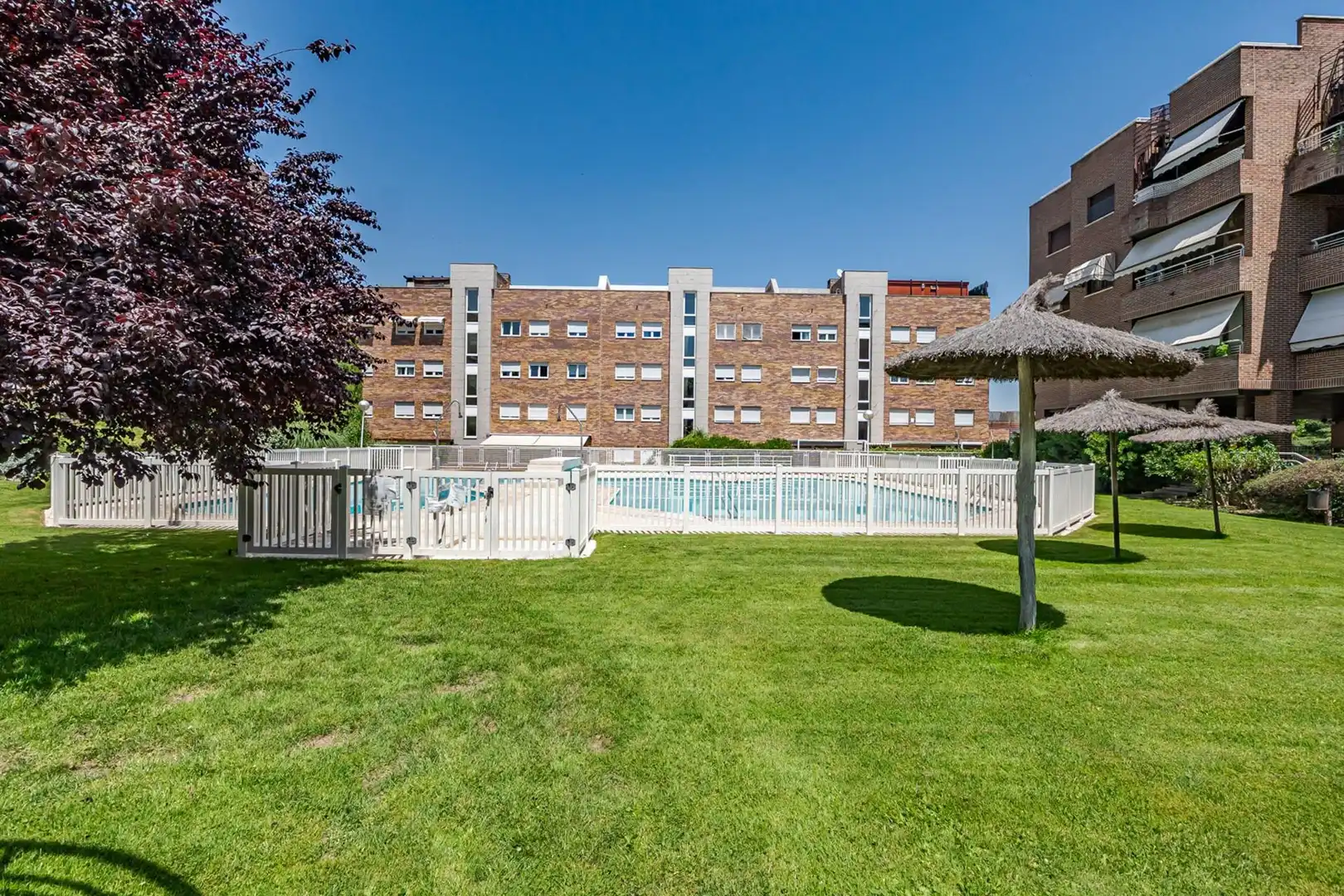 Piscina de Àtic en venda en Pozuelo de Alarcón amb Aire condicionat, Calefacció i Jardí privat