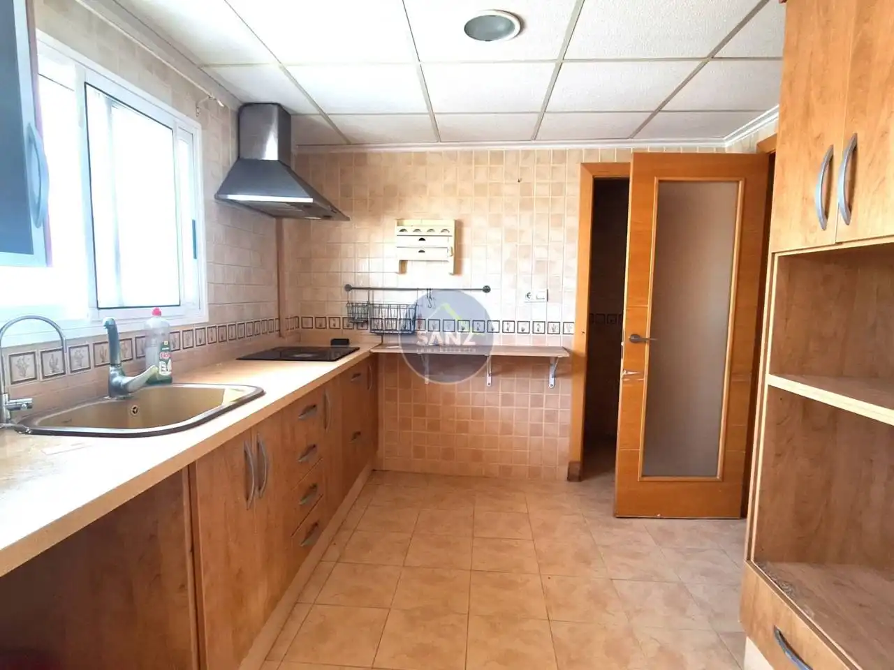 Flat with terrace for sale in Calle Calixto III