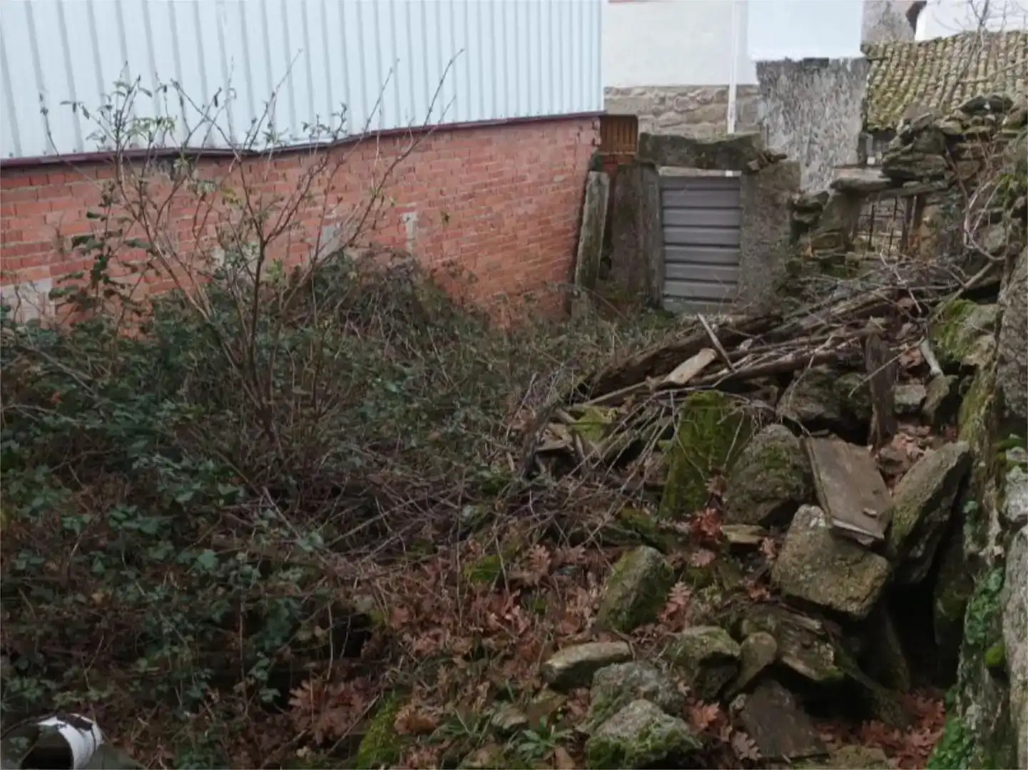 Terreno en venta en Navarrevisca, Ávila