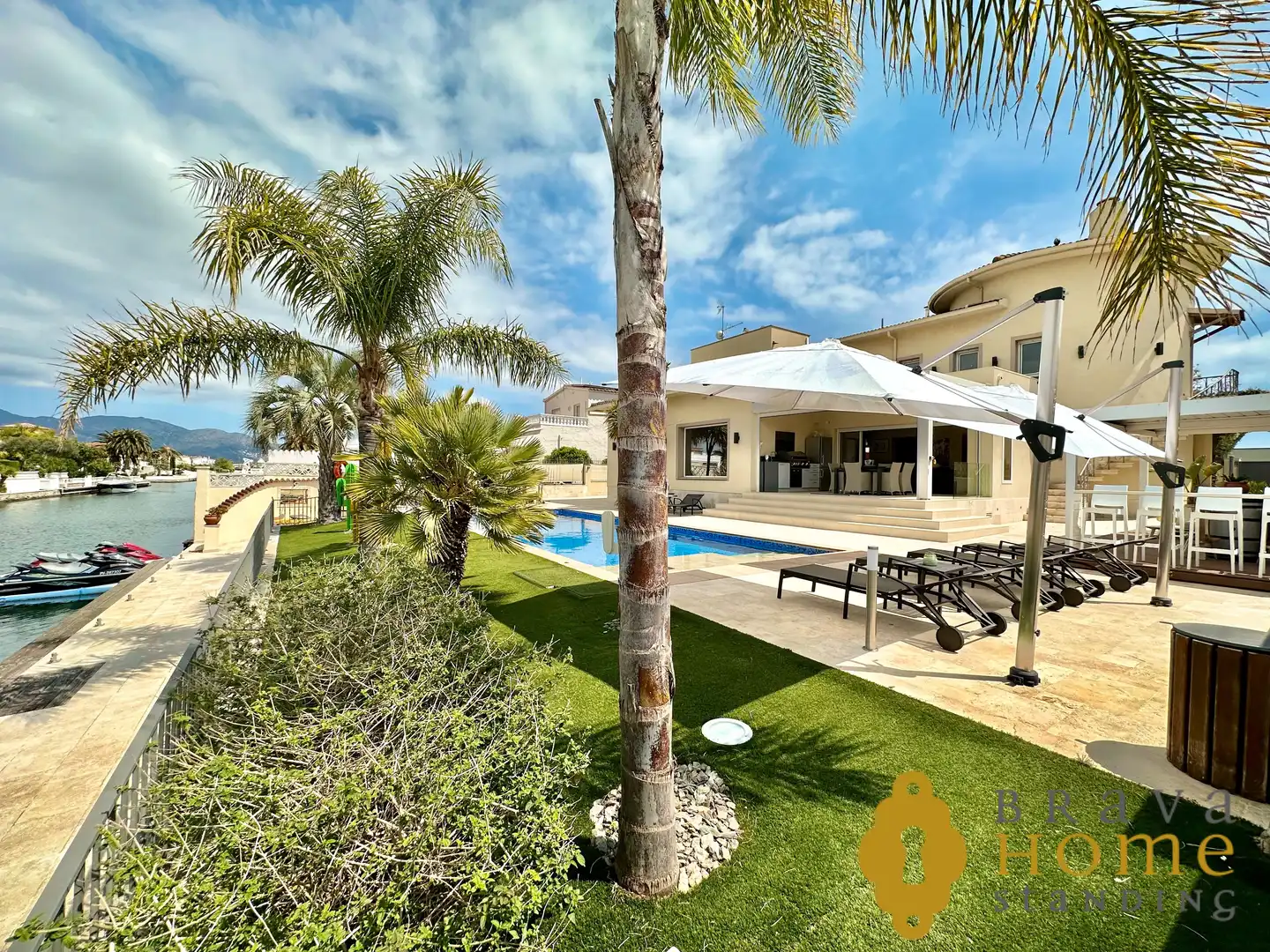 Terrace of Houses for sale in Empuriabrava  with Air Conditioner, Heating and Private garden
