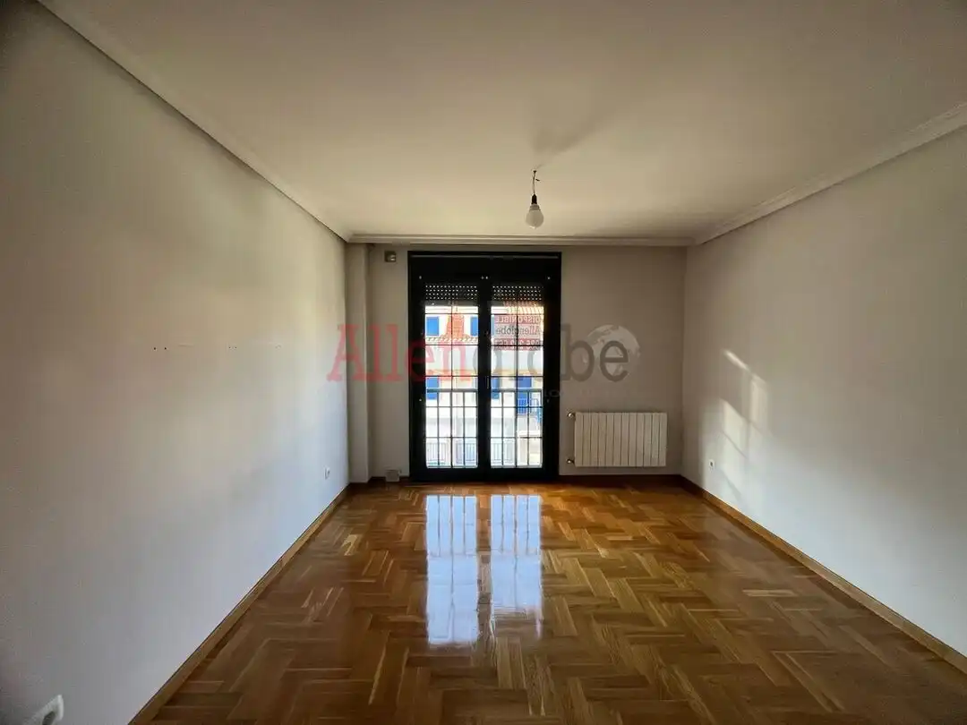 Apartment with lift for sale in Soto del Barco