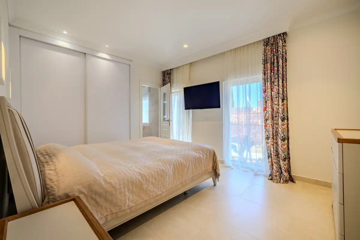 Bedroom of Houses for sale in Dénia  with Air Conditioner, Heating and Private garden