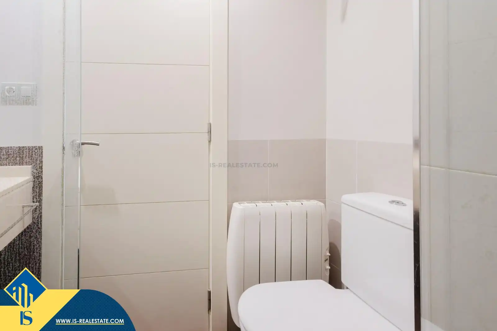 Bathroom of Flat for sale in Orihuela  with Terrace, Furnished and Oven