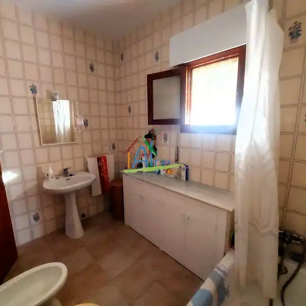 Bathroom of Houses for sale in Almonte  with Air Conditioner, Terrace and Storage room