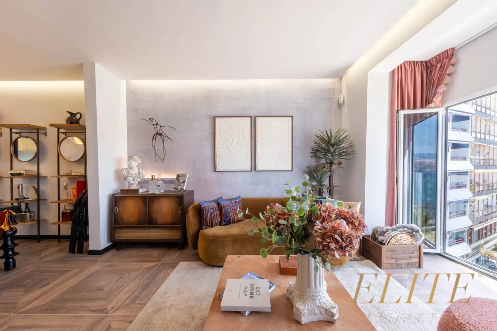 Sala de estar de Piso de alquiler en Las Palmas de Gran Canaria con Aire acondicionado, Calefacción y Parquet