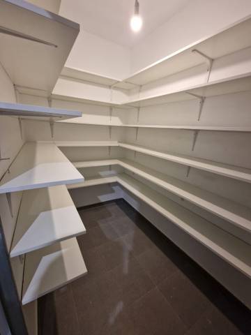 Trastero en Alquiler en Calle San Isidro, 6 en Centro - Corte Inglés