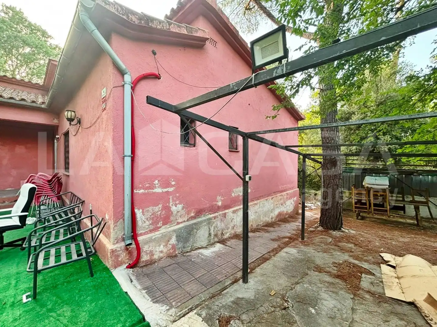 Vista exterior de Casa o chalet en venta en Montornès del Vallès con Balcón