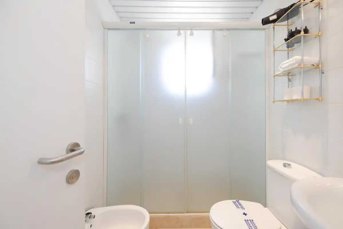 Baño de Dúplex en venta en Sevilla con Calefacción, Terraza y Balcón