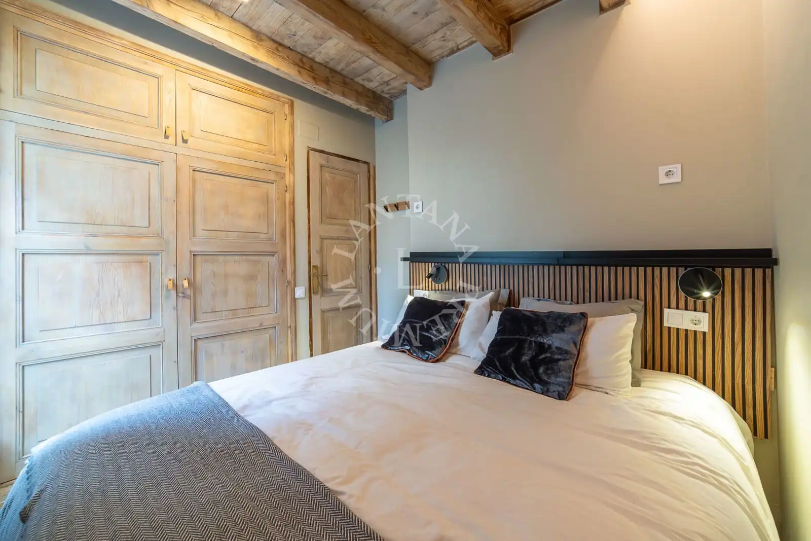 Bedroom of Flat for sale in Naut Aran  with Heating and Storage room