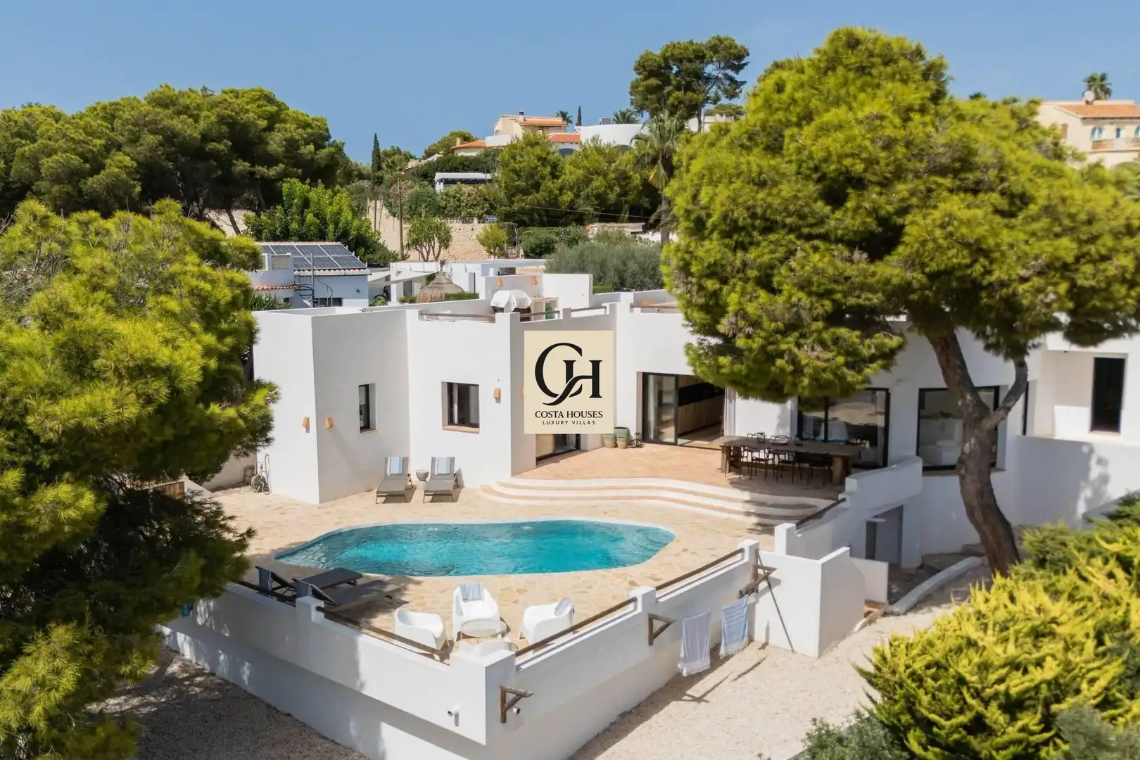 Chalet con piscina en venta en Portichol - Balcón al Mar