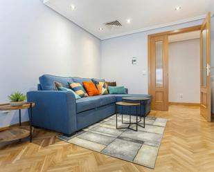 Living room of Flat to rent in  Madrid Capital  with Air Conditioner