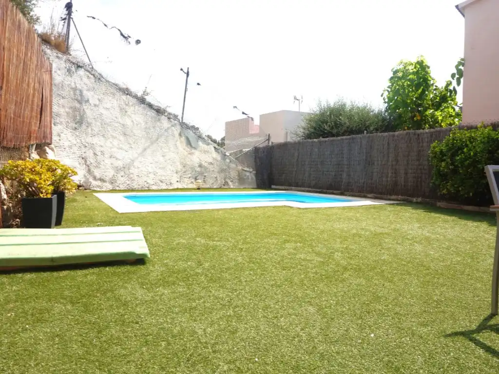 Piscina de Casa o chalet en venta en Pineda de Mar