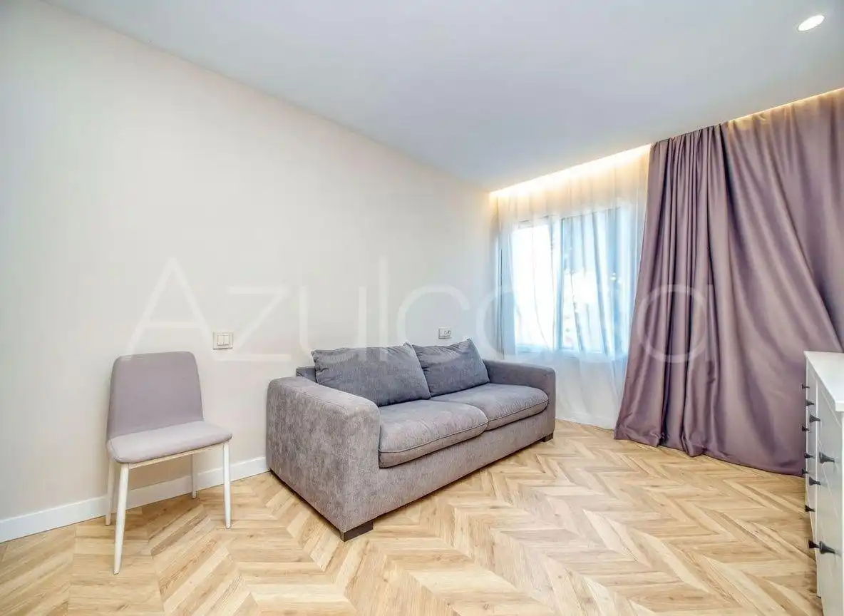 Sala d'estar de Casa o xalet en venda en Sant Joan d'Alacant amb Aire condicionat, Calefacció i Jardí privat