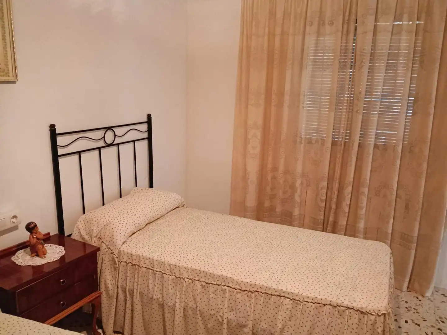 Habitación de Casa o chalet en venta en Guadahortuna