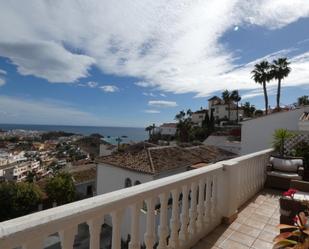 Vista exterior de Casa o xalet en venda en Almuñécar amb Terrassa