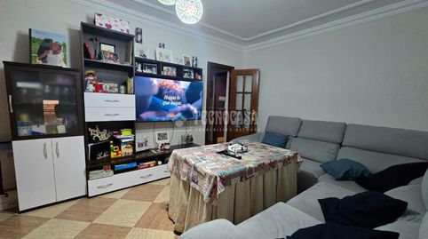 Foto 3 de Piso en venta en Morón de la Frontera, Sevilla