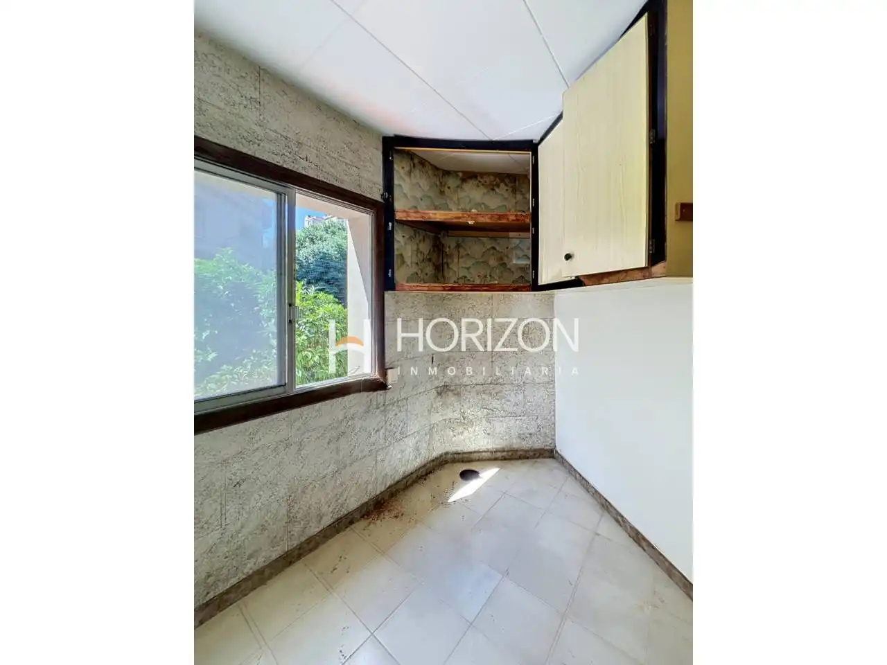 Edificio en venta en L'Hospitalet de Llobregat