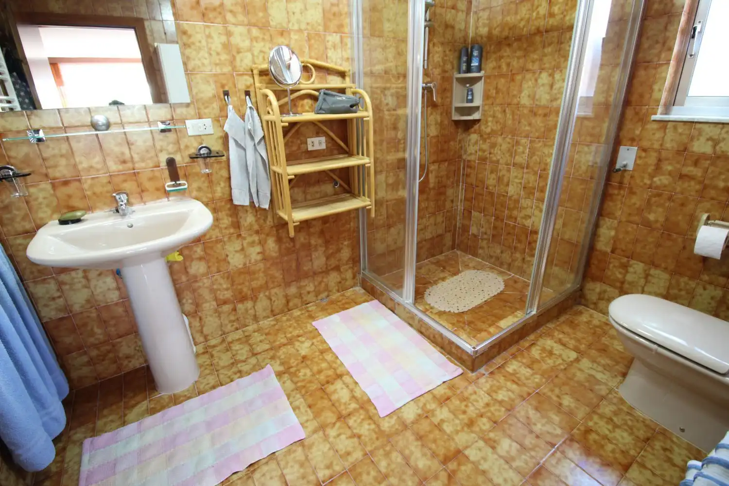 Baño de Casa o chalet en venta en Almenara con Aire acondicionado, Calefacción y Jardín privado