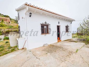 Terreno residencial en alquiler en Torrox Pueblo