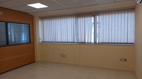 Foto 2 de Oficina de alquiler en San Crispín, Elche / Elx