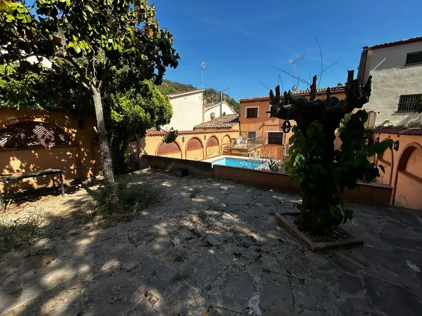 Außenansicht von Haus oder Chalet zum Verkauf in Vacarisses mit Privatgarten, Terrasse und Abstellraum
