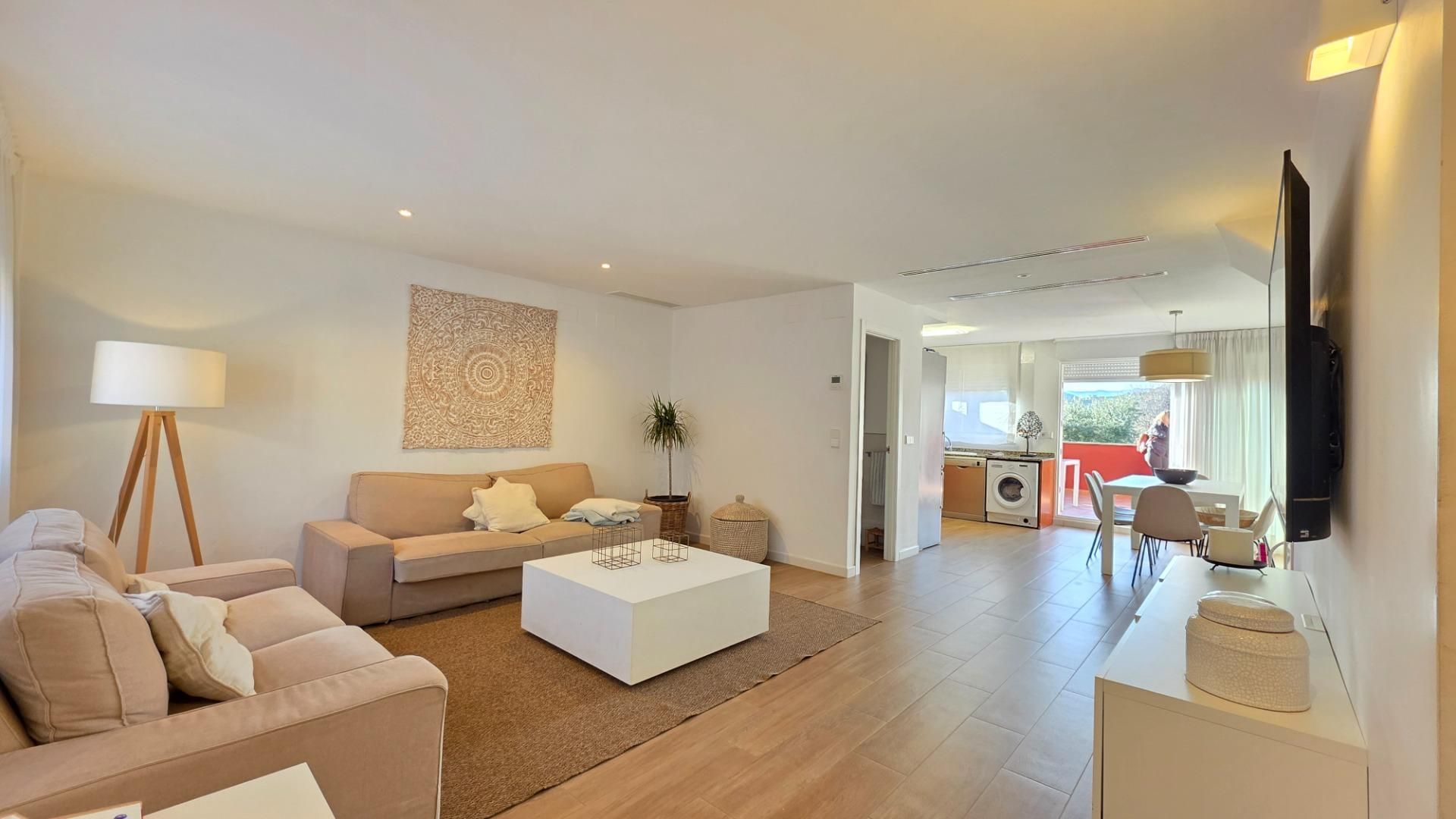 Sala de estar de Casa adosada en venta en Almoines con Aire acondicionado, Jardín privado y Terraza