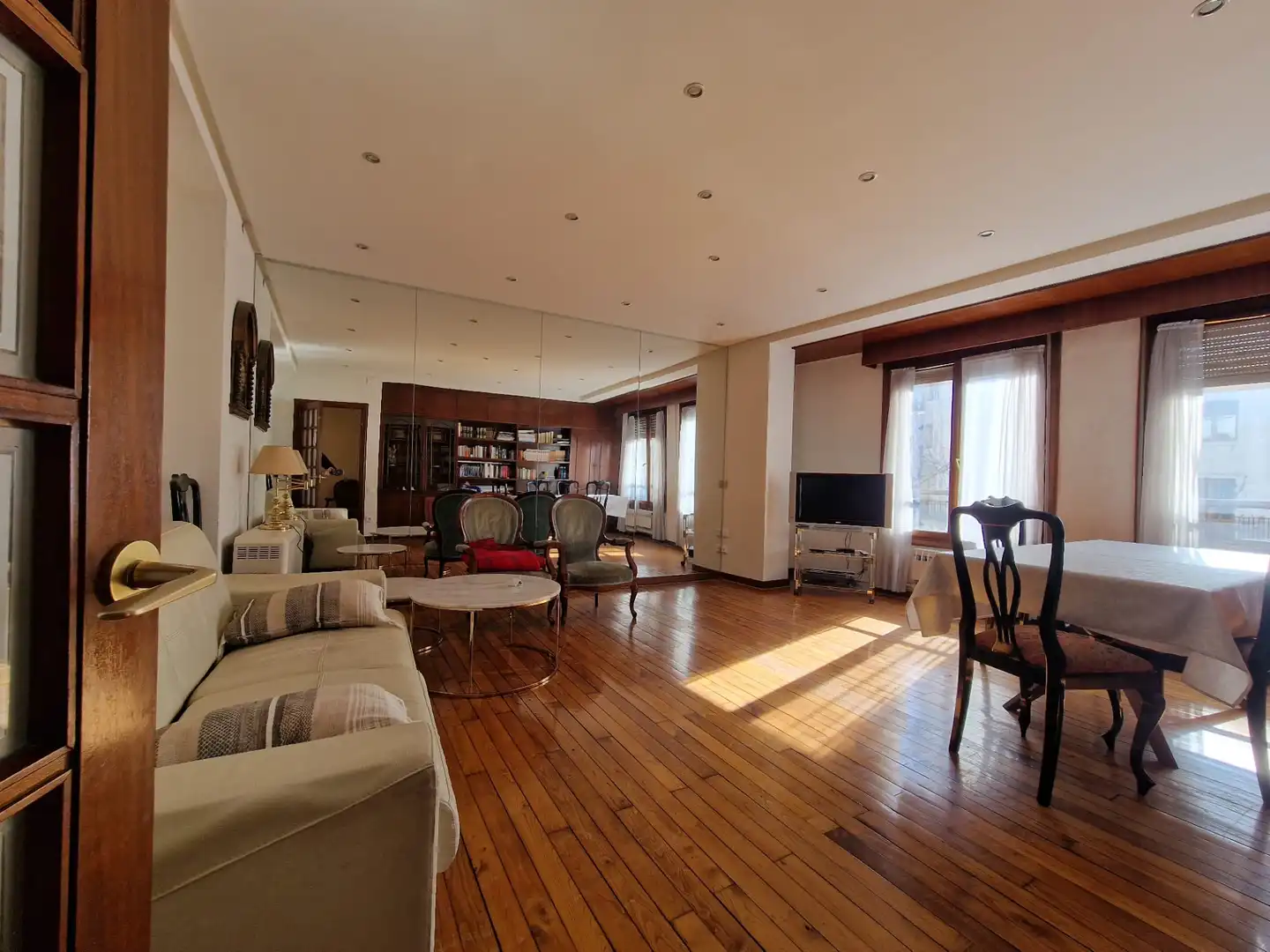 Piso en venta en Calle Calvo Sotelo, Centro - Ayuntamiento