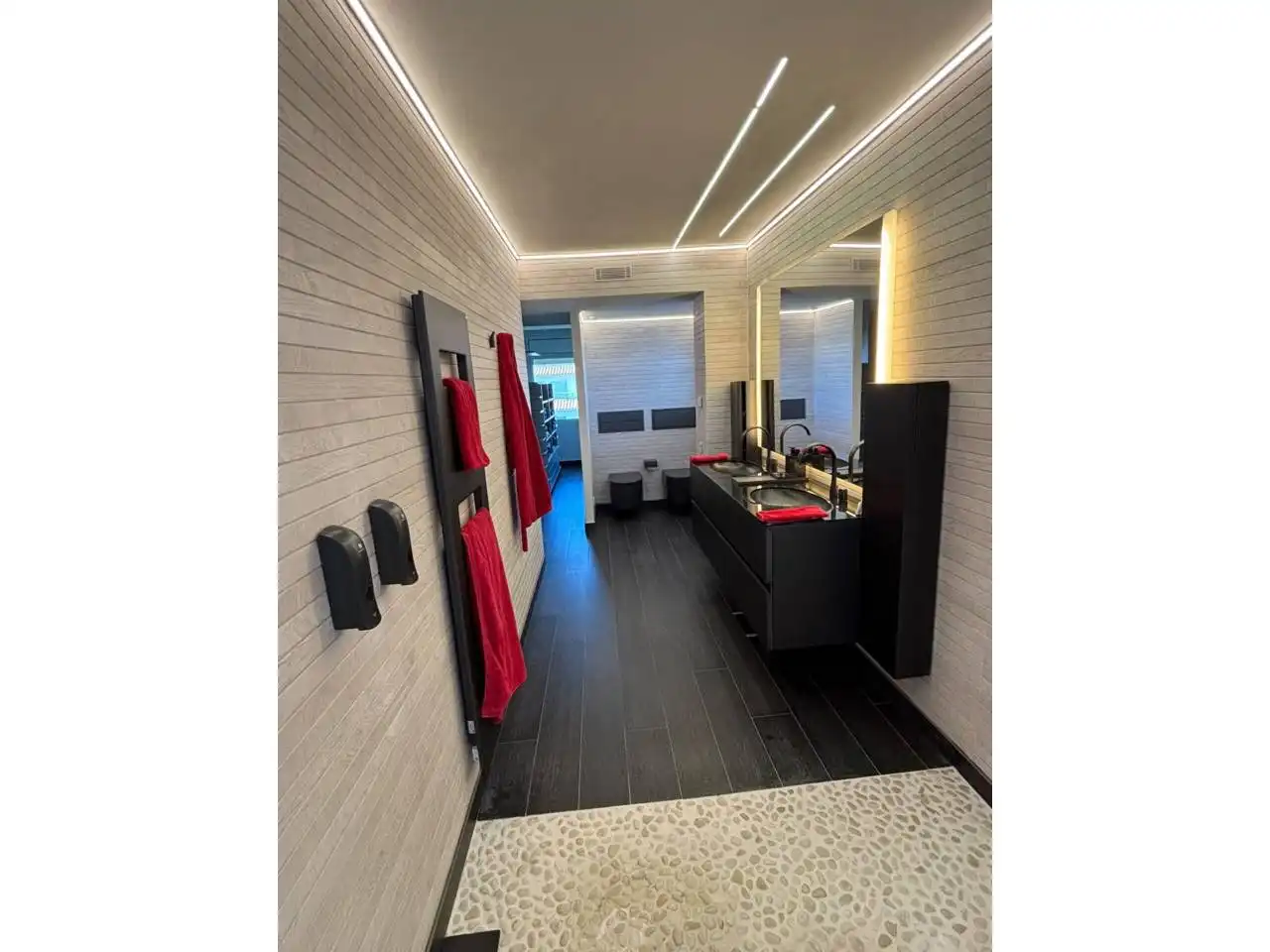 Baño de Piso en venta en Vallpineda - Rocamar