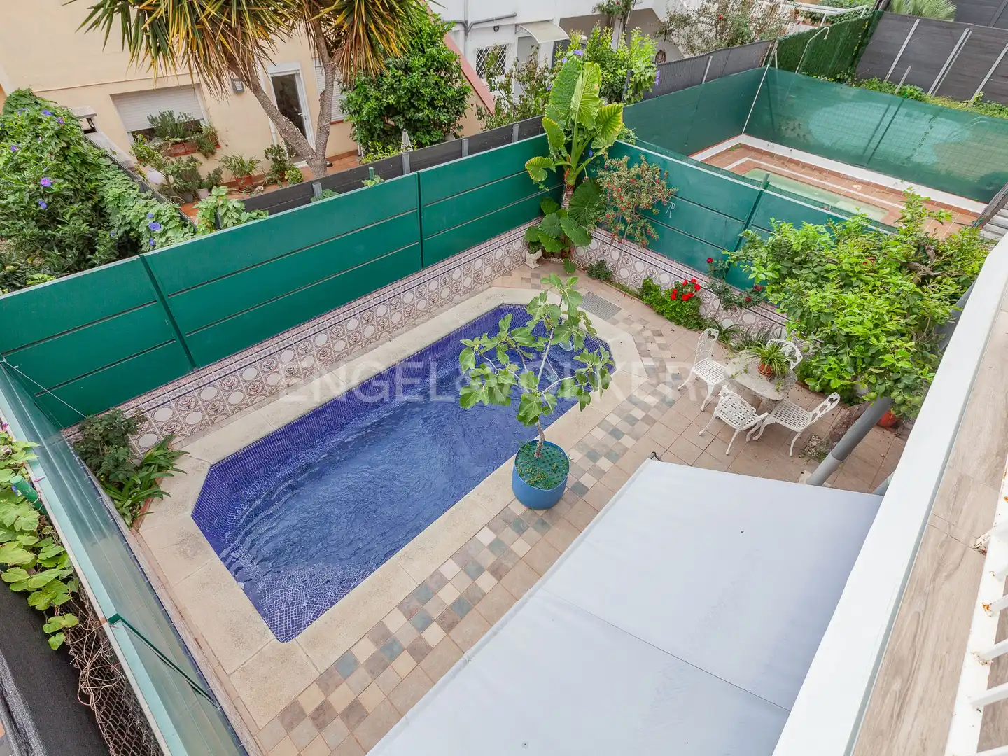 Piscina de Casa adosada en venta en Pineda de Mar con Aire acondicionado, Calefacción y Terraza