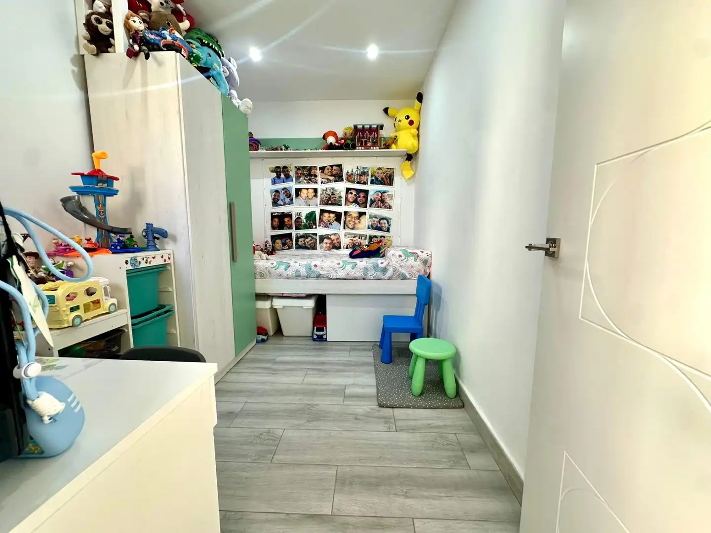 Piso en venta en Almería con Terraza