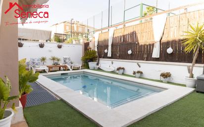 Swimming pool of House or chalet for sale in  Córdoba Capital  with Air Conditioner and Swimming Pool