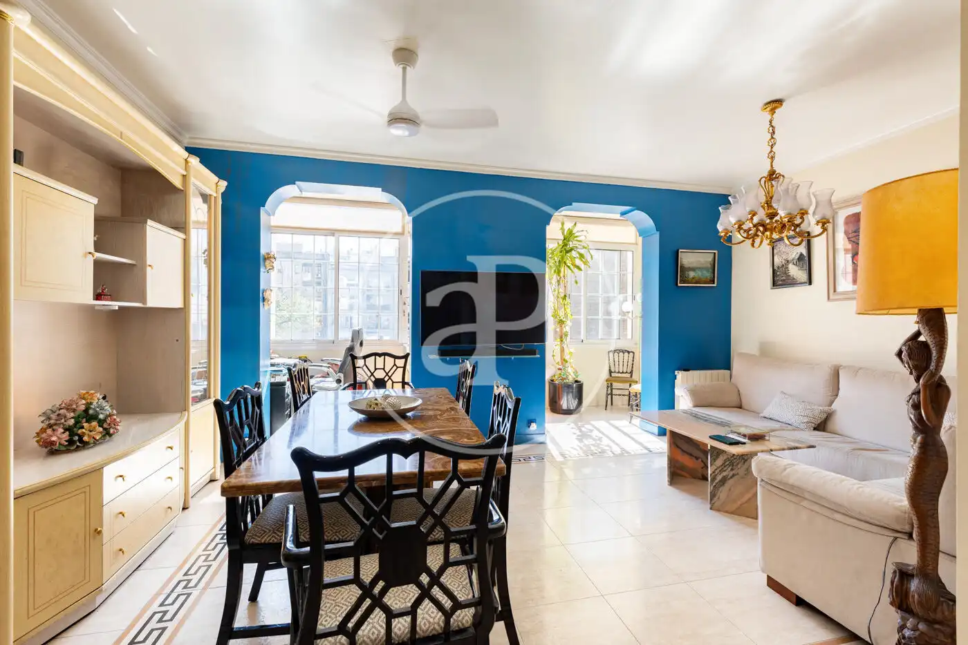 Flat with lift for sale in Carrer de Còrsega, imagen 2