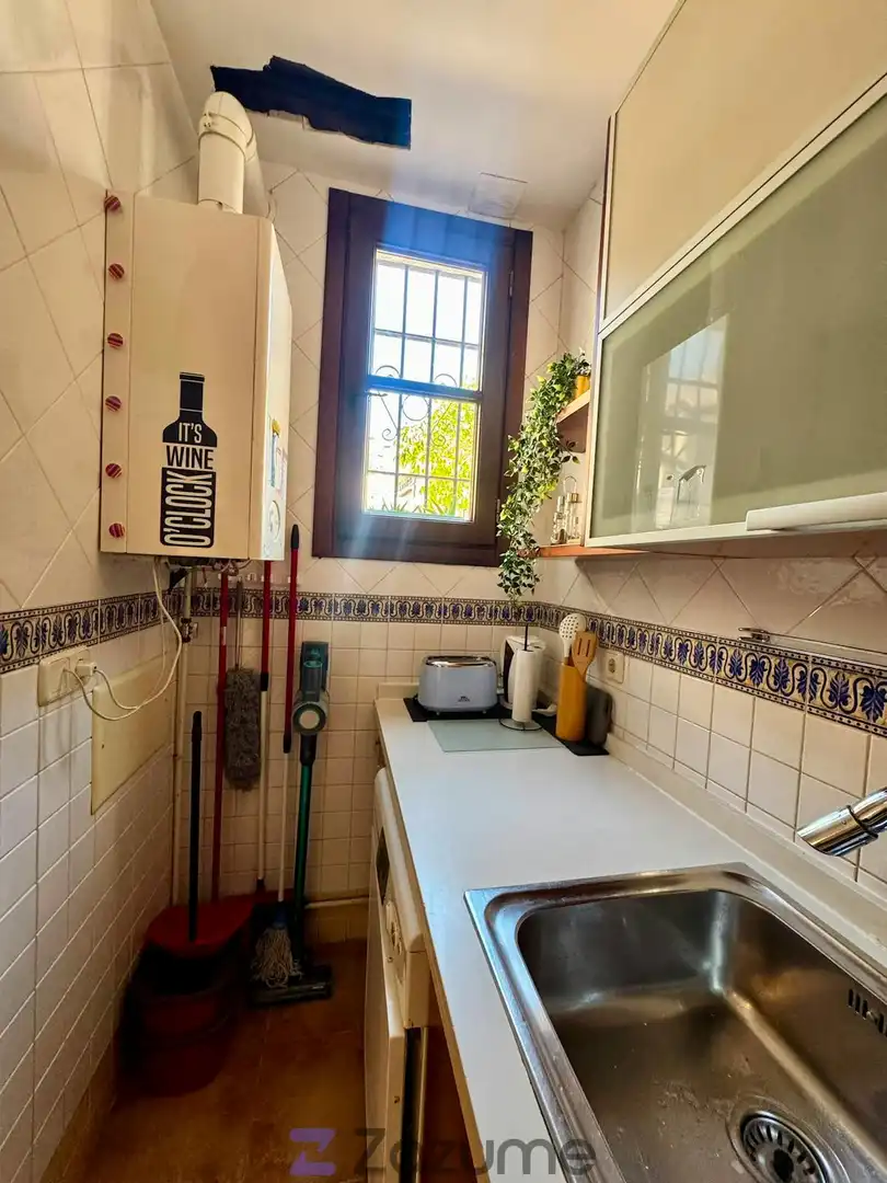 Cuina de Apartament de lloguer en Granada amb Aire condicionat, Calefacció i Parquet