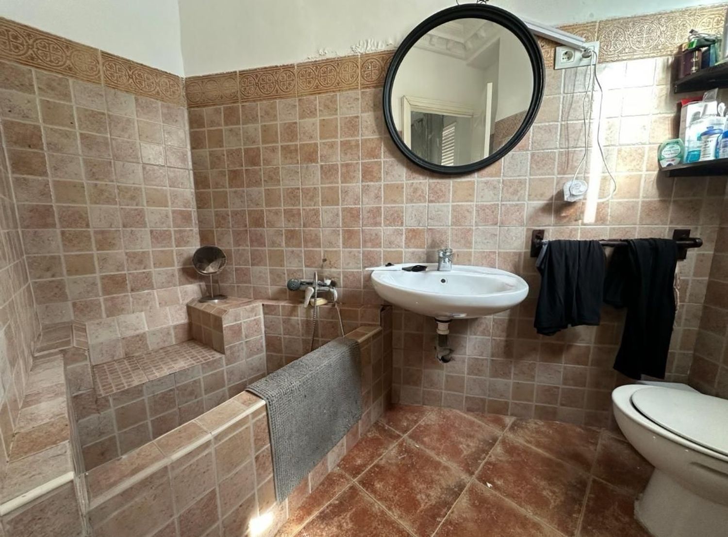 Bathroom of Country house for sale in Morón de la Frontera