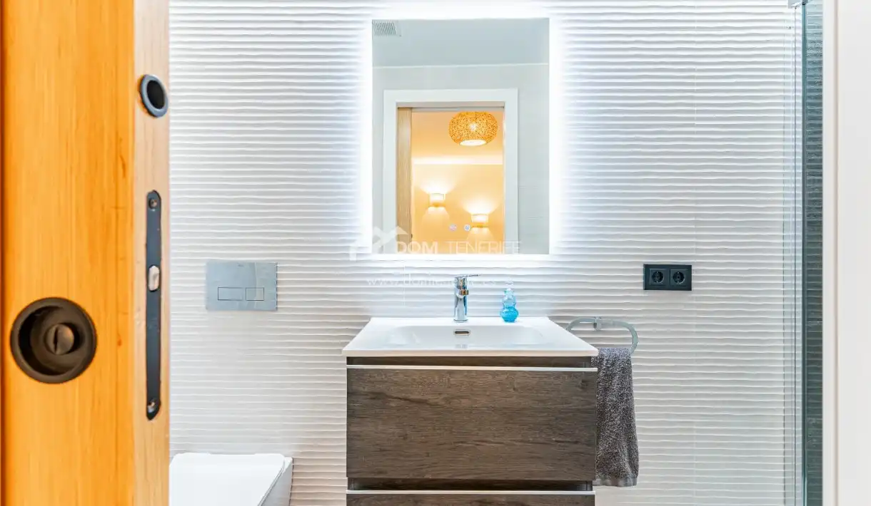 Baño de Casa o chalet en venta en Arona con Terraza y Piscina