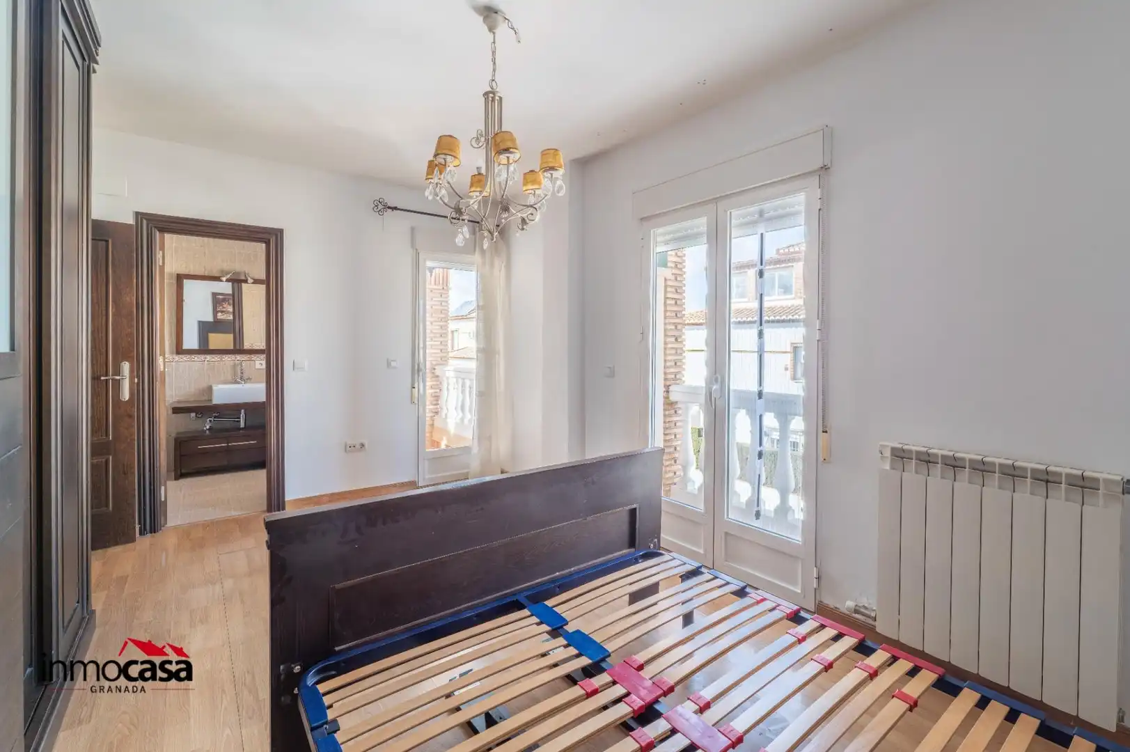Habitación de Casa adosada en venta en Ogíjares con Calefacción, Amueblado y Balcón