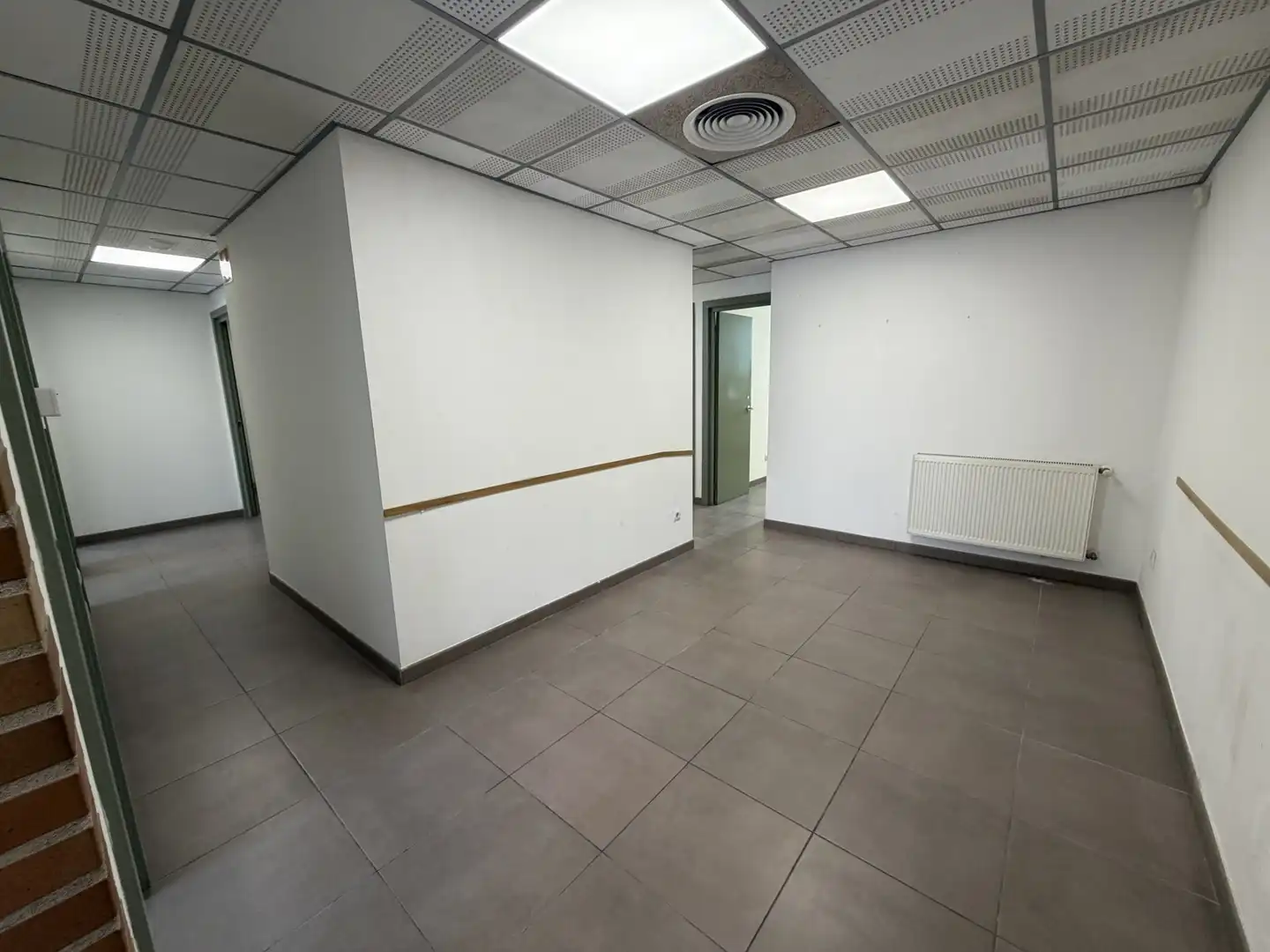 Geschaftsraum zur Miete in TAIALA, Domeny, Girona Capital