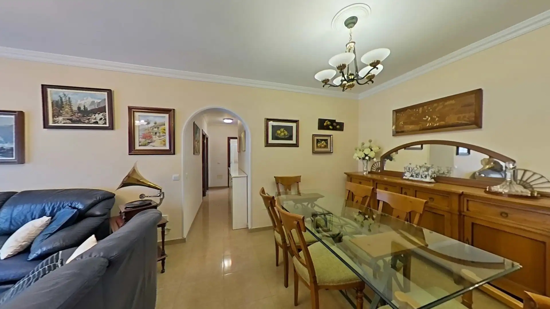 Comedor de Piso en venta en Las Palmas de Gran Canaria con Amueblado