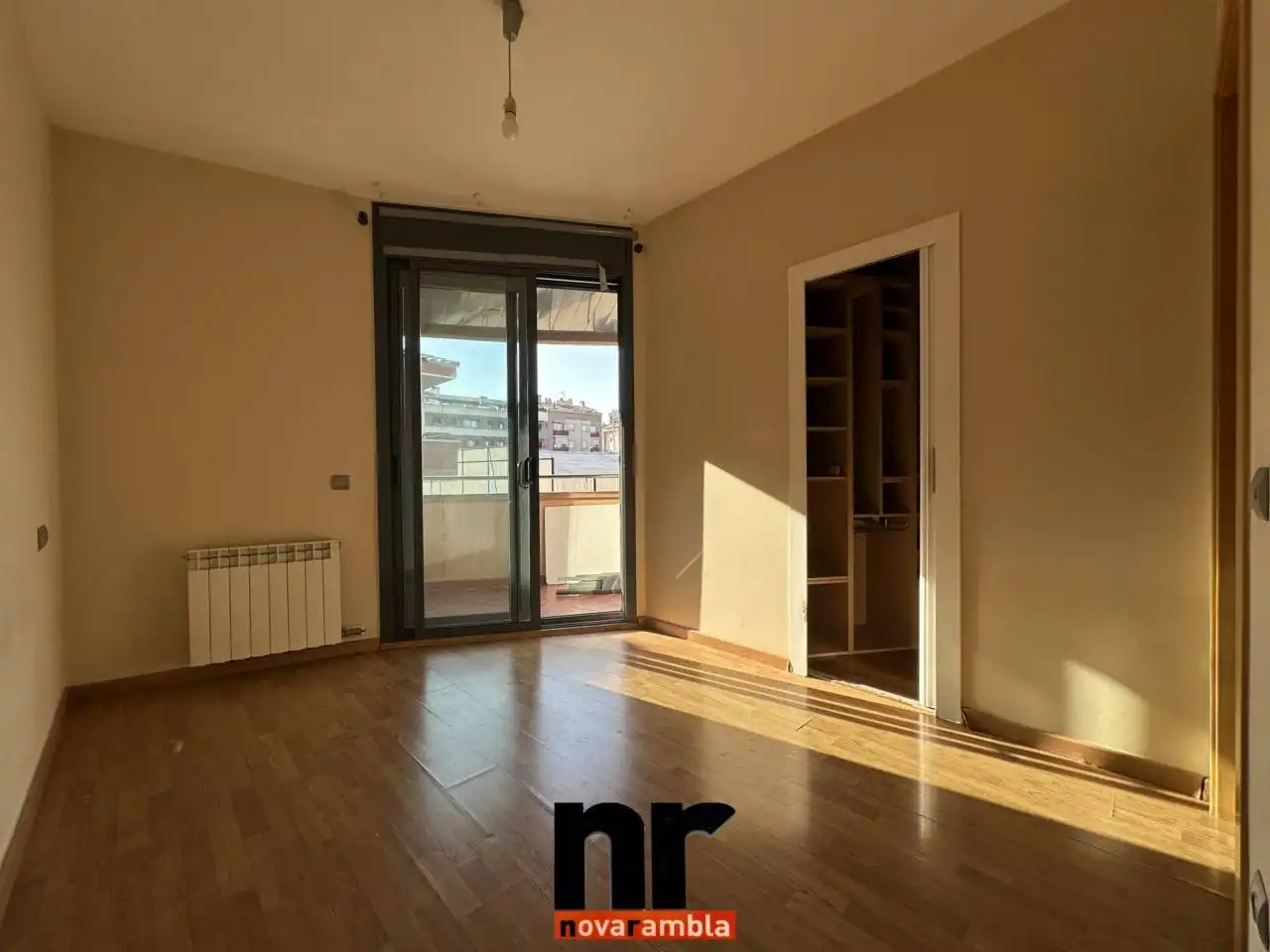 Bedroom of Flat for rent in Ripollet  with Heating, Parquet flooring and Storage room